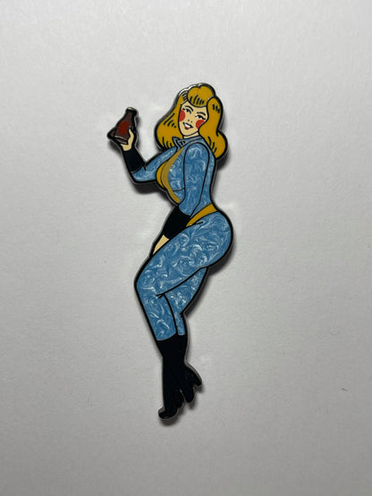 Vault Girl Pin Up